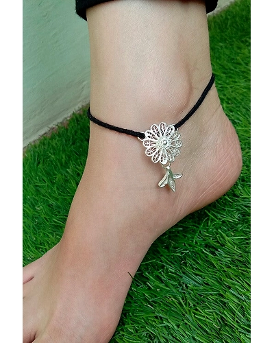 Silver Linings Daisy Silver Filigree Nazar battu-2