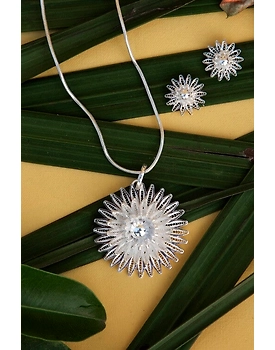 Silver Linings Sunflower Silver Filigree Handmade Pendant Set