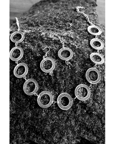 Silver Linings Rings Silver Filigree Handmade Necklace Set-12666477