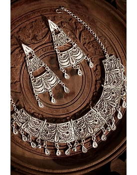 Silver Linings Mughal Silver Filigree Handmade Choker Set
