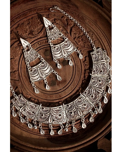 Silver Linings Mughal Silver Filigree Handmade Choker Set-12666491