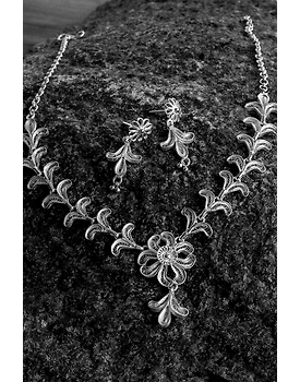 Silver Linings Floral Silver Filigree Handmade Necklace Set