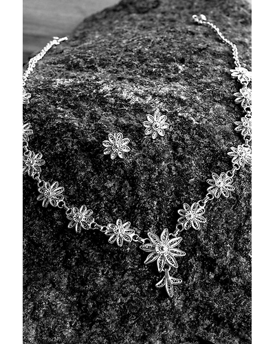 Silver Linings Stars Silver Filigree Handmade Necklace Set-2