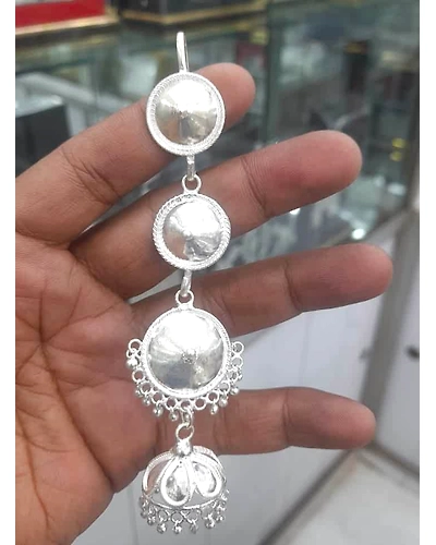 Madhumati Kaan Chain-2