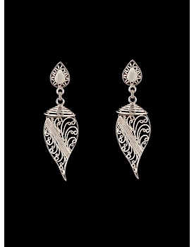 Shell Earrings