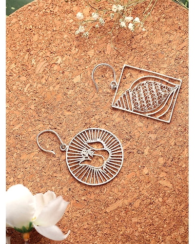 Shankh &amp; Ganesha Asymmetric Earrings-2