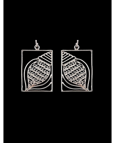 Shell in a Rectangle Earrings-12666739