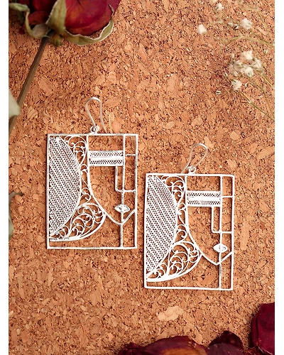 Human Faces Earrings-1