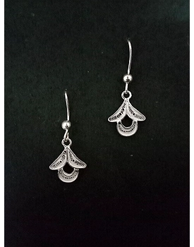 Drops in Filigree