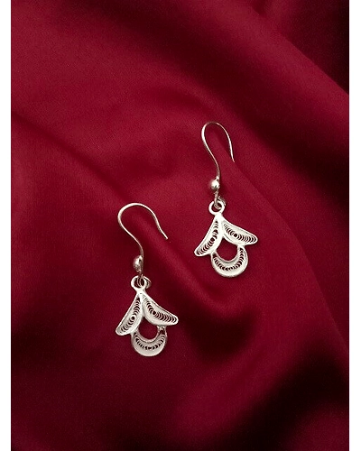 Drops in Filigree-1
