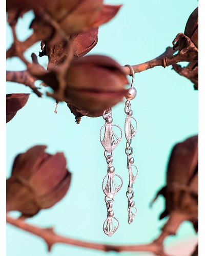 Filigree petals-1