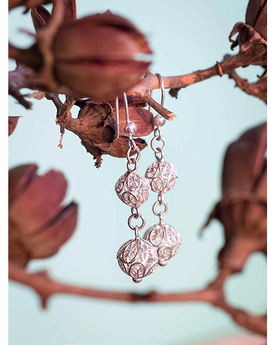 Balls Earrings-1