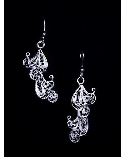 Whispering Dangles-2