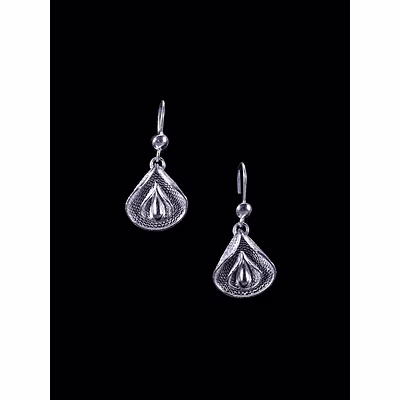gonasika sterling petals