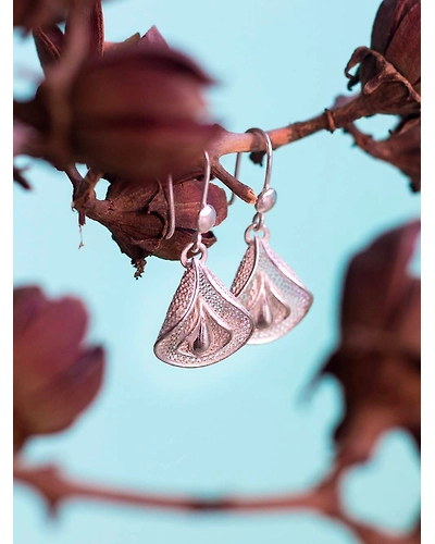 Sterling petals-1