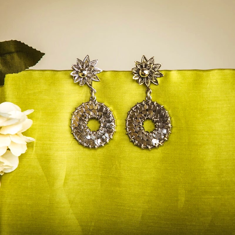 gonasika zahra silver earrings