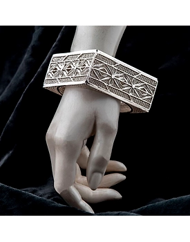 Neisha Valaya Handcrafted