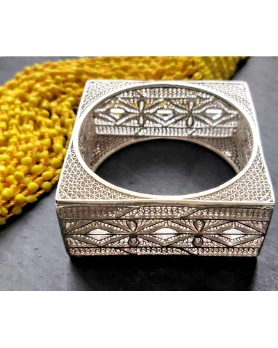 Neisha Valaya Handcrafted-2