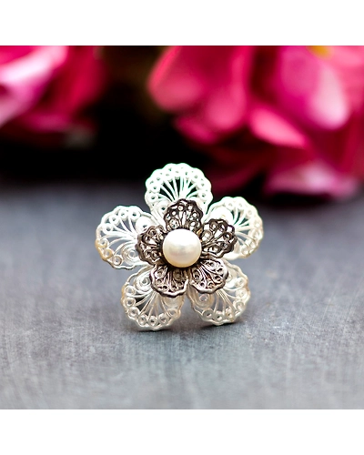Camelia Silver Finger Ring-12668117
