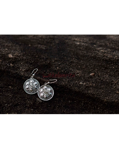 Zanjeera with Italy Rose Dangler-12668155