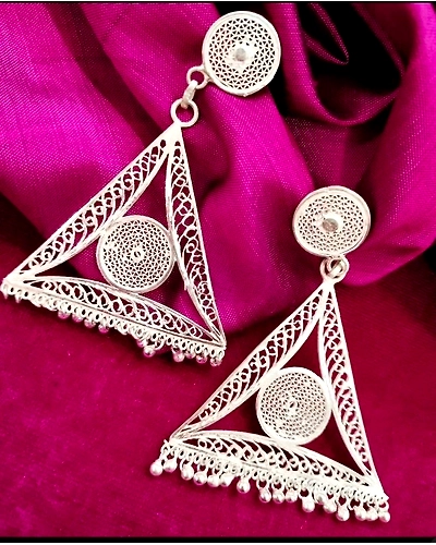 MODERN LONG SILVER FILIGREE DANGLERS-12668209