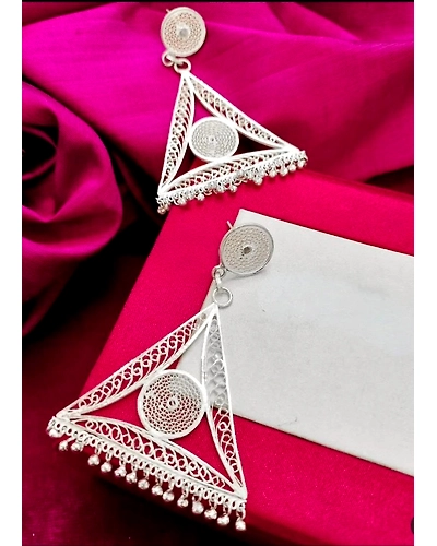 MODERN LONG SILVER FILIGREE DANGLERS-1