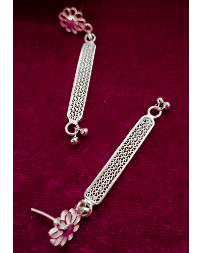 ROSES AND STICKSGEOMETRIC DESIGNER FILIGREE EARRINGS-12668217