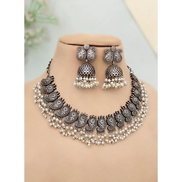 Gonasika Vrushna Oxidised Necklace set