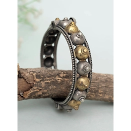 Gonasika Kujaa Oxdised Bracelet