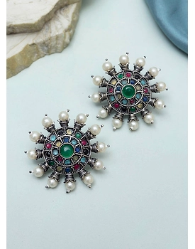 Vedyaa Stud Earrings