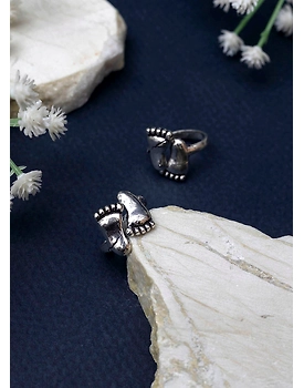 Charan oxidised Toe Ring