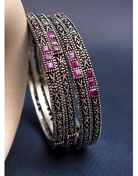 Bandini stone bangle