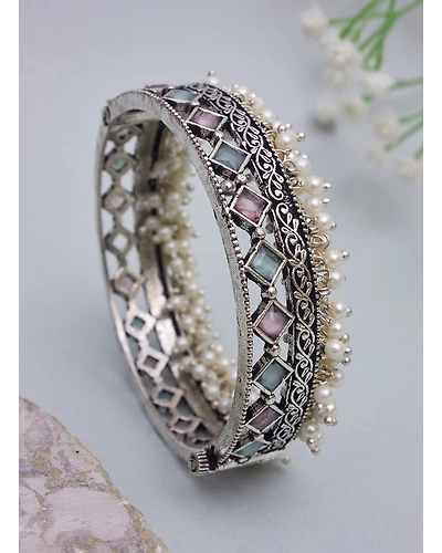 Rakshinda stone bangle-1