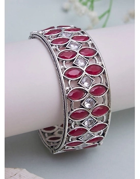 Neysa stone bangle