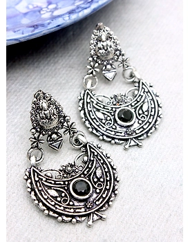 laxmi black stone oxidised earring