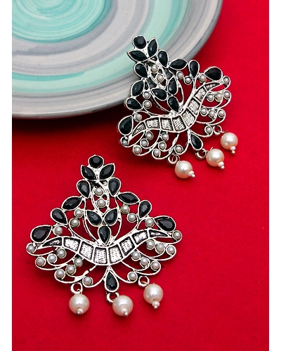 White and black stone earring-12669613