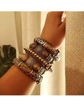 TANISHA Silver Replica Dual Tone Bangles Stack