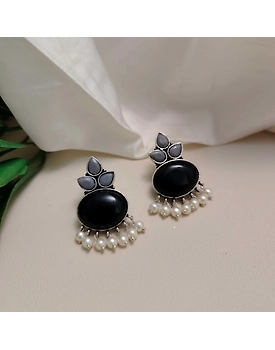 SHEETAL Monalisa Stud Earrings