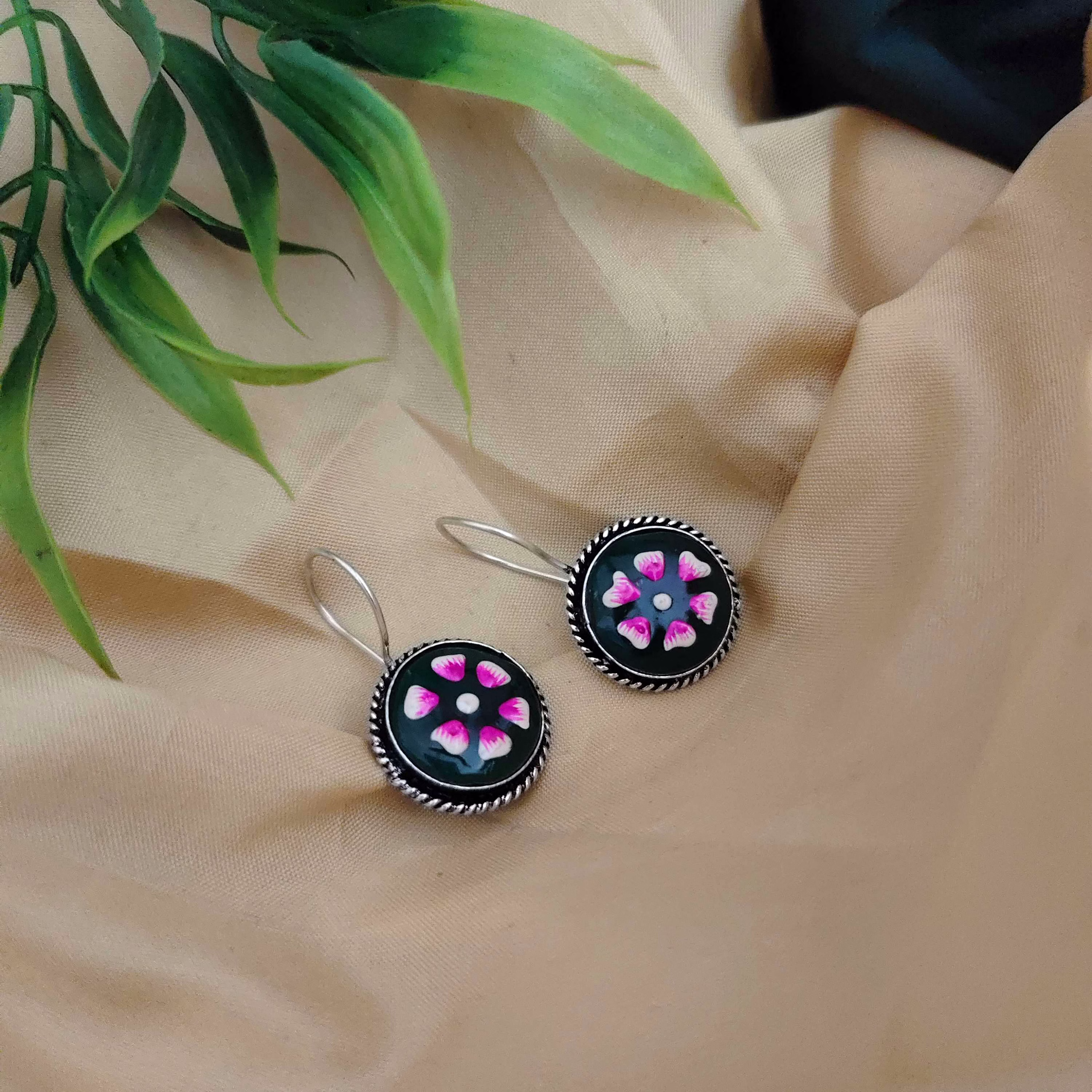 SRIVALLI Monalisa Stone Earrings image 2