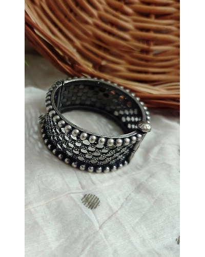 Silver Lookalike Bangle-2