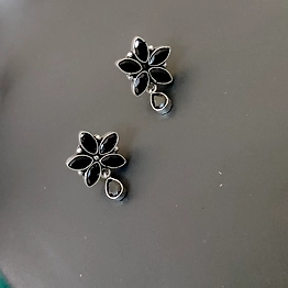 Gonasika Semi Precious Stone Black Flower Stud Earrings