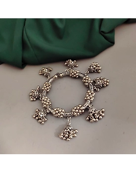 Oxidised adjustable jhumki bracelet