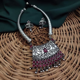 gonasika shipra oxidised hasli necklace earrings set