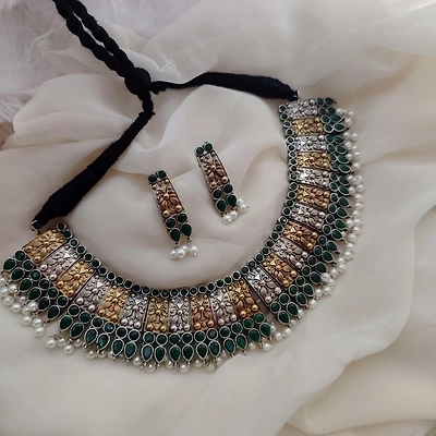 Gonasika SANDHYA Two Tone Choker Necklace Earrings Set