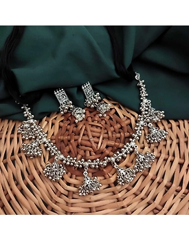 Akshara Jhumki Necklace Earrings Set