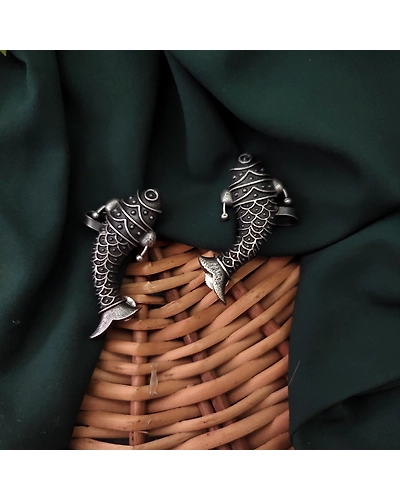 Nora Silver Replica Fish Earcuff Earrings-2