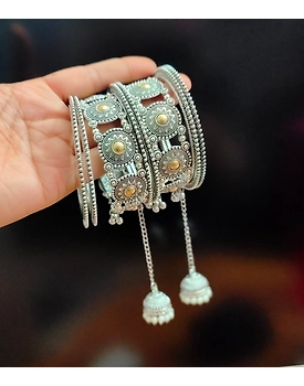 Reshma Oxidised Two Bangles set