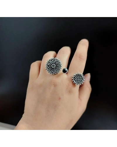 Oxidised Adjustable Finger Ring-4