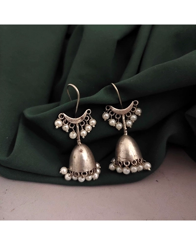 Silver lookalike demanding Earrings-12670649