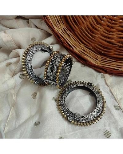 DEVIKA Two tone 3 pc Bangle Combo-2